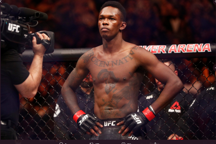 Petarung kelas menengah UFC, Israel Adesanya.