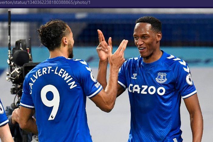 Hobi Yerry Mina dalam hal mencetak gol pada menit ke-45 berhasil membawa Everton mengalahkan Arsenal bahkan sejak babak pertama.