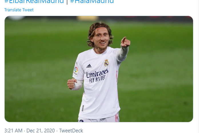 Gelandang Real Madrid, Luka Modric, merayakan gol yang dia cetak ke gawang Eibar dalam laga pekan ke-14 Liga Spanyol 2020-2021.