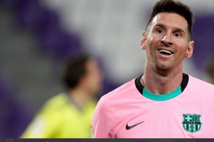 Lionel Messi resmi pecahkan rekor abadi milik legenda Brasil, Pele, usai cetak gol ke gawang Real Valladolid dalam kemenangan 3-0 Barcelona dalam lanjutan laga pekan ke-15.