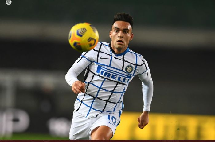 Duet Lukaku-Lautaro masih melempem dan belum cetak gol. Babak pertama antara Inter Milan dan Hellas Verona masih 0-0.