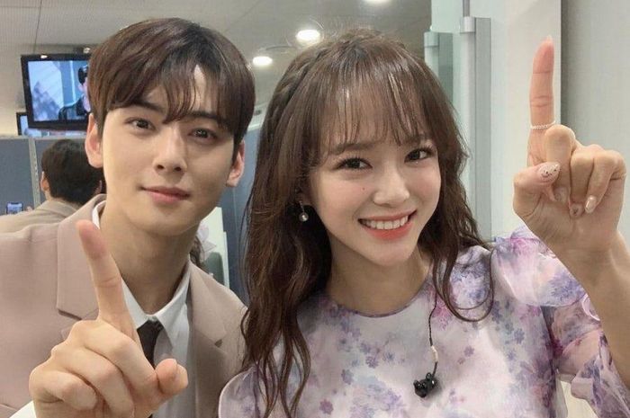 Cha Eun Woo dan Kim Se Jeong