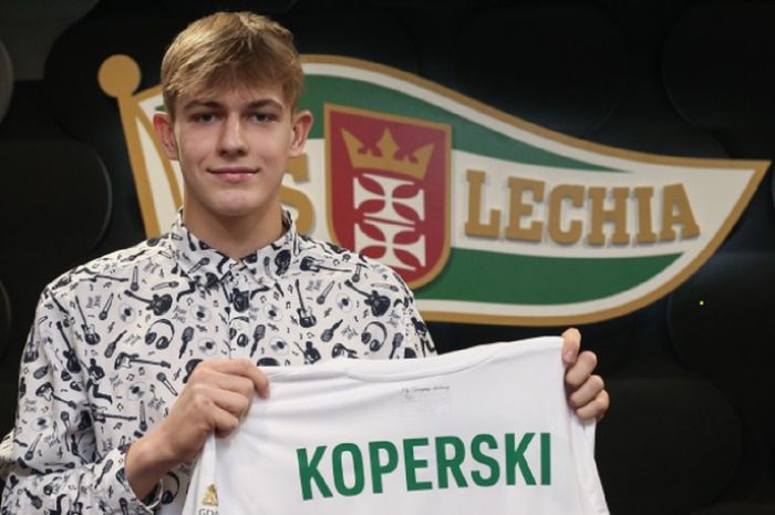 Filip Koperski menjadi pemain baru Lechia Gdansk yang ikut menambah persaingan Egy Maulana Vikri.