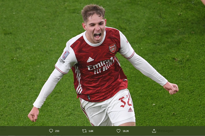 Mikel Arteta tidak perlu khawatir karena Arsenal saat ini sudah memiliki Mesut Oezil baru dalam diri Emile Smith Rowe.