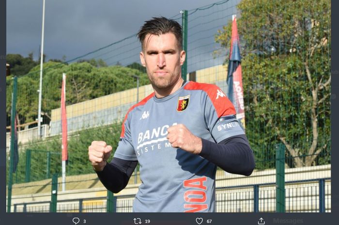 Kevin Strootman gabung dengan Genoa sebagai pinjaman dari Marseille.