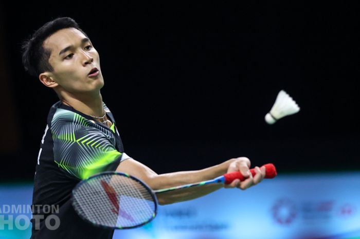 Pemain tunggal putra Indonesia, Jonatan Christie, saat menjalani pertandingan perempat final Thailand Open I 2021 di Impact Arena, Bangkok, Thailand, Jumat (15/1/2021).