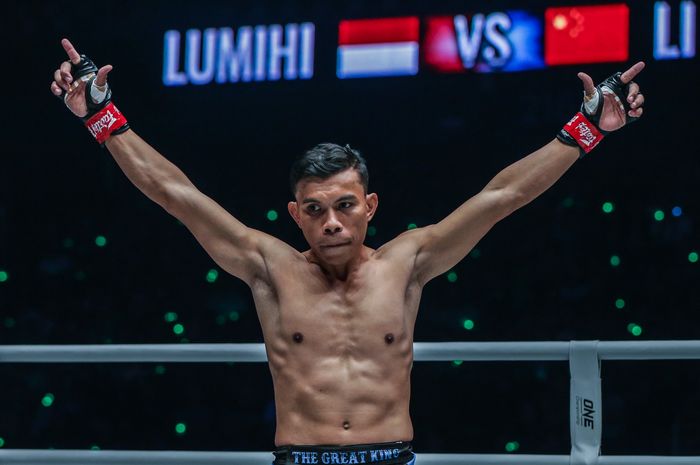 Petarung ONE Championship dari Indonesia, Paul Lumihi.