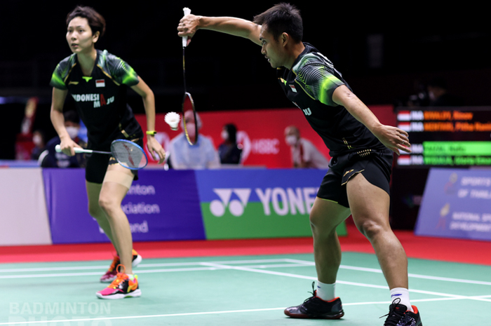 Pasangan ganda campuran Indonesia, Hafiz Faizal/Gloria Emanuelle Widjaja, saat tampil pada babak kesatu Thailand Open II 2021 di Impact Arena, Bangkok, Rabu (20/1/2021).