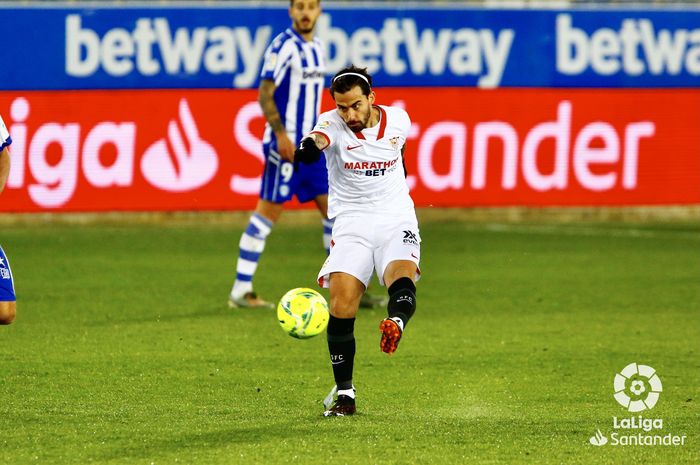 Pemain sayap Sevilla, Suso, mencetak gol ke gawang Deportivo Alaves dalam laga pekan ke-19 Liga Spanyol di&nbsp;Estadio de Mendizorroza, Rabu (20/1/2021) dini hari WIB.&nbsp;