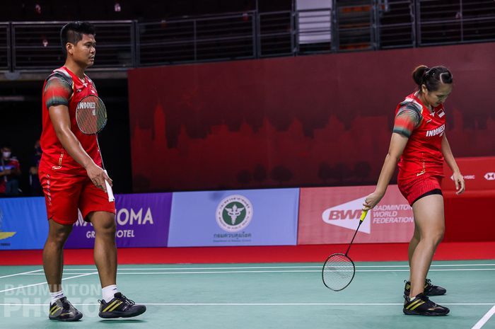 Pasangan ganda campuran Indonesia, Praveen Jordan/Melati Daeva Oktavianti, takluk pada babak pertama Thailand Open II 2021 di Impact Arena, Bangkok. Thailand, 20 Januari 2021.