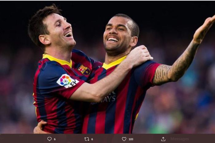 Lionel Messi dan Dani Alves saat membela Barcelona.