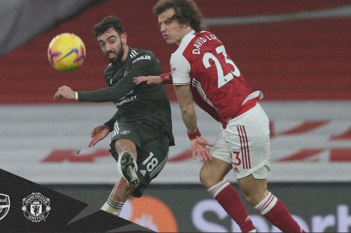 Aksi gelandang Manchester United, Bruno Fernandes, dalam duel melawan Arsenal pada Sabtu (30/1/2021).