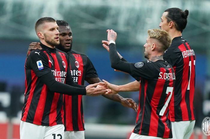 AC Milan sukses meraih kemenangan 4-0 atas Crotone di San Siro pada laga pekan ke-21 Liga Italia 2020-2021.