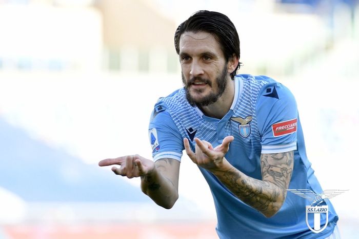 Eks Liverpool, Luis Alberto, jadi pahlawan dan membuat Lazio menendang Juventus dari empat besar klasemen Liga Italia.