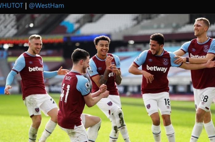 West Ham United sukses memetik kemenangan 2-1 atas sesama tim London, Tottenham Hotspur dalam lanjutan laga pekan ke-25 Liga Inggris 2020-2021.