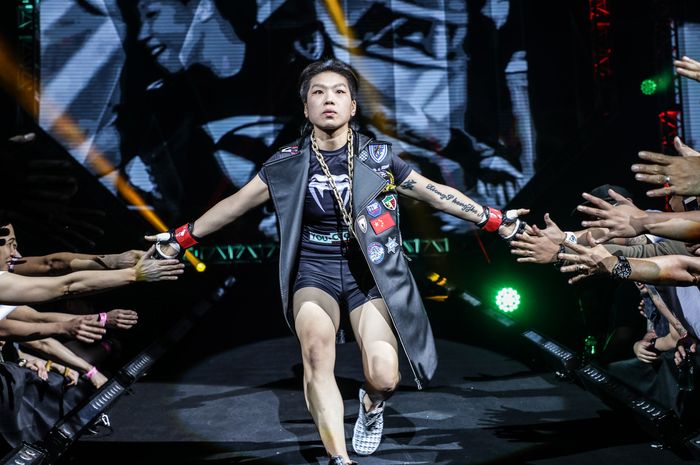 Juara kelas jerami perempuan ONE Championship, Xiong Jing Nan.