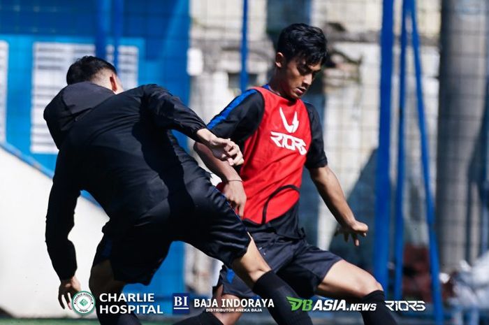 Pratama Arhan Rifai saat menjalani latihan bersama PSIS Semarang.