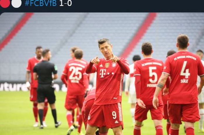 Robert Lewandowski merayakan golnya untuk Bayern Muenchen ke gawang Stuttgart di Bundesliga, 20 Maret 2021.