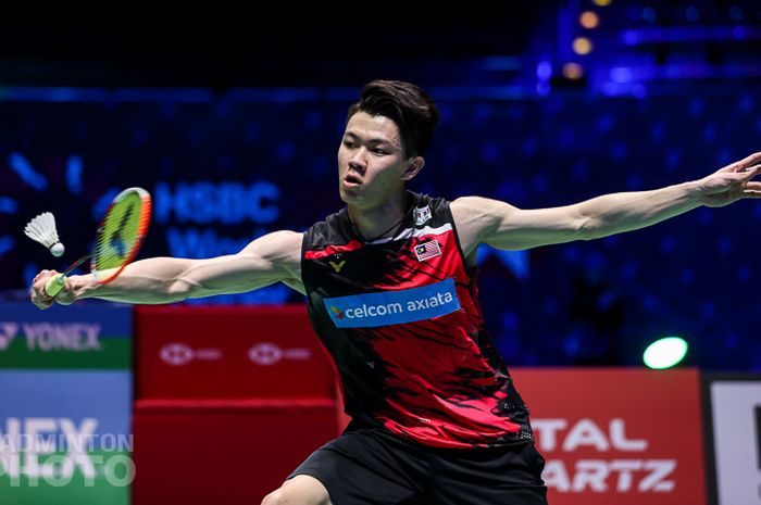 Pebulu tangkis tunggal putra Malaysia, Lee Zii Jia, pada semifinal All England Open 2021 di Utilita Arena Birmingham, Inggris, Sabtu (20/3/2021).