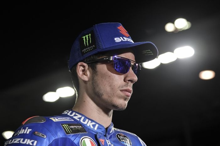 Pembalap Suzuki Ecstar, Joan Mir, di depan grid MotoGP Qatar di Sirkuit Losail, Qatar, Doha, Minggu (28/3/2021).