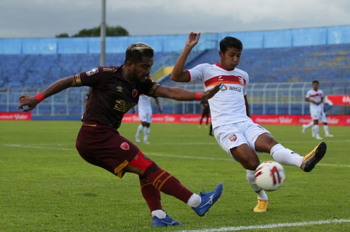 Penampilan pemain PSM Makassar, Zulham Zamrun saat hadapi Borneo FC di Piala Menpora 2021, di Stadion Kanjuruhan, Malang, Jawa Timur, pada Rabu (31/3/2021)