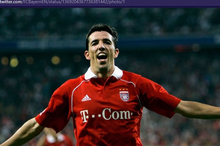 Sosok yang dijuluki Hantu Belanda, Roy Makaay, mengenang rutinitas pemain Bayern Muenchen usai bertanding, yakni minum-minum di bus. 