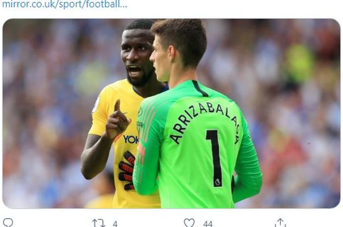 Bek Chelsea, Antonio Rudiger terlibat perselisihan dengan rekan setimnya Kepa Arrizabalaga saat latihan.