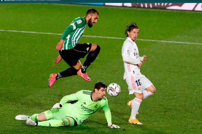 Real Madrid menuai hasil imbang 0-0 melawan Real Betis pada laga pekan ke-32 Liga Spanyol 2020-2021.