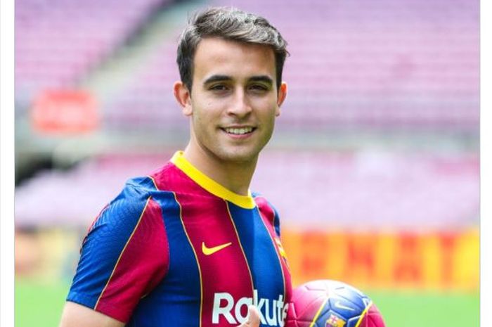 Eric Garcia saat diperkenalkan oleh Barcelona.