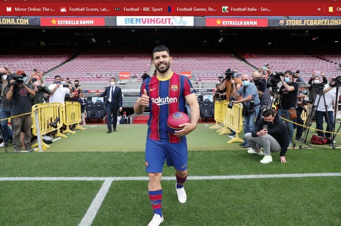 Ada pro-kontra soal kedatangan Sergio Aguero ke Barcelona, mulai dari menjadi partner Lionel Messi hingga perusak ruang ganti.