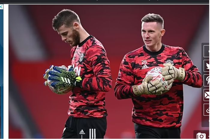 Dua kiper Manchester United, David de Gea (kiri) dan Dean Henderson (kanan).