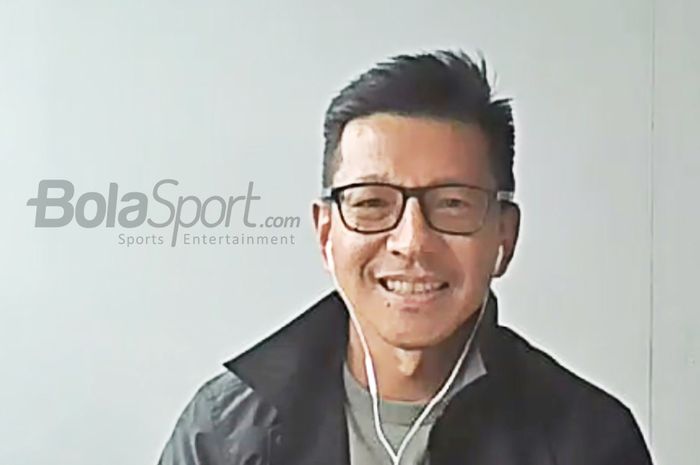 CEO Persib Bandung, Teddy Tjahjono, sedang memberikan keterangan kepada awak media dalam konferensi pers terkait turnamen pramusim bertajuk Piala Wali Kota Solo 2021, 11 Juni 2021. (Foto Virtual)