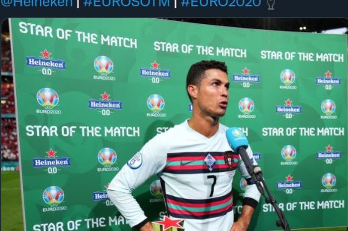 Cristiano Ronaldo terpilih sebagai pemain terbaik laga Euro 2020 Hungaria vs Portugal versi penyelenggara.