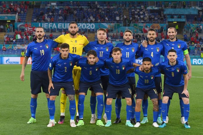 Skuad timnas Italia kala berlaga melawan timnas Swiss pada matchday kedua Grup A Euro 2020.