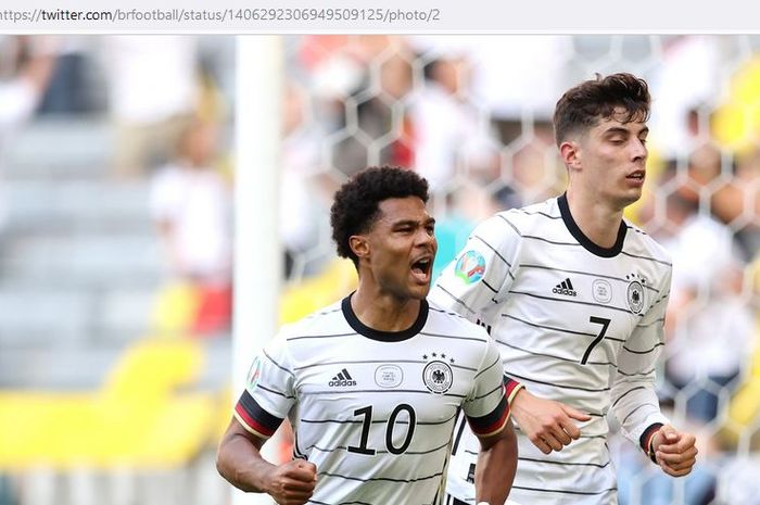 Striker timnas Jerman, Serge Gnabry, merayakan gol timnya ke gawang timnas Portugal dalam laga Grup F EURO 2020 di Stadion Football Arena, Sabtu (19/6/2021).