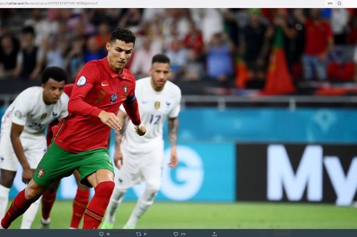 Megabintang timnas Portugal, Cristiano Ronaldo, dalam laga kontra Prancis pada penyisihan grup EURO 2020.