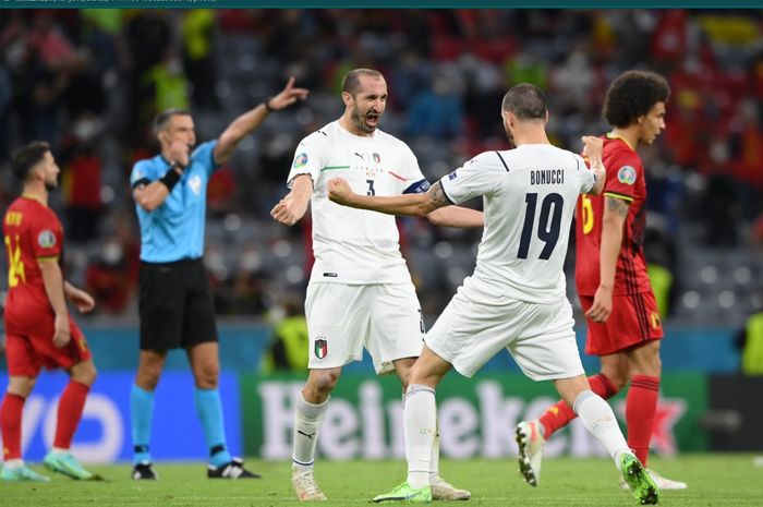 Duo bek veteran timnas Italia, Leonardo Bonucci dan Giorgio Chiellini.