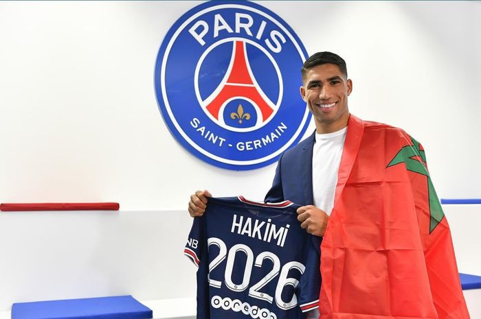 Bek kanan Inter Milan, Achraf Hakimi resmi bergabung dengan raksasa Liga Prancis, Paris Saint-Germain PSG).