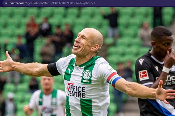 Eks pemain Bayern Muenchen dan timnas Belanda, Arjen Robben, saat memperkuat Groningen