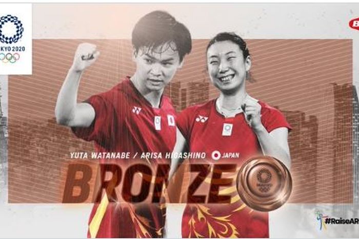 Pasangan ganda campuran Jepang Yuta Watanabe/Arisa Higashino meraih medali perunggu di Olimpiade Tokyo 2020 pada Jumat (30/7/2021).