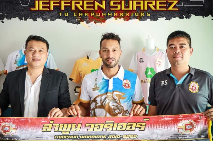 Eks Barcelona, Jeffren Suarez kala diperkenalkan oleh klub Liga 2 Thailand, Lamphun Warrior.