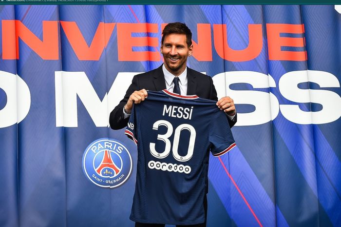 Lionel Messi resmi diperkenalkan sebagai pemain Paris Saint-Germain (PSG) pada Selasa (11/8/2021) atau Rabu dini hari WIB.