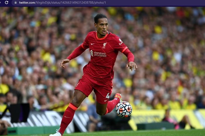 Bek tengah Liverpool, Virgil van Dijk, mengaku dirinya merasa lelah saat bermain kembali setelah 10 bulan absen. 