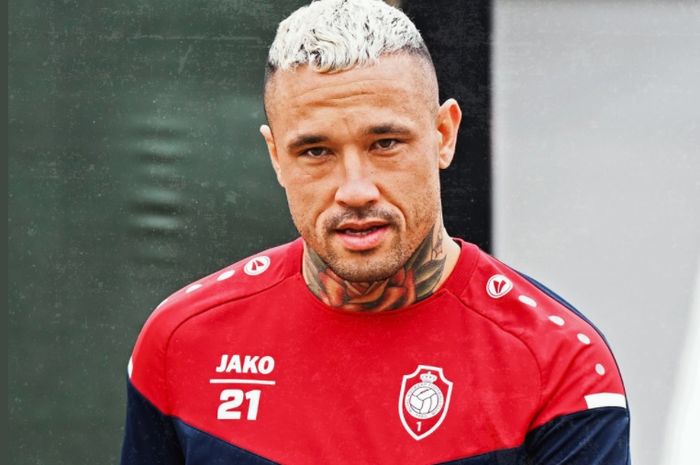 Pemain berdarah Batak, Radja Nainggolan, kini memperkuat klub Liga Belgia, Royal Antwerp.