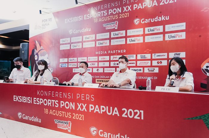 Konferensi Pers Eksibisi ESPORTS PON XX Papua 2021