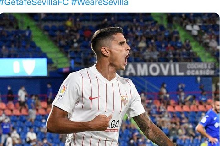 Winger Sevilla, Erik Lamela, merayakan gol ke gawang Getafe dalam laga Liga Spanyol di Stadion Coliseum Alfonso Perez, Senin (23/8/2021).