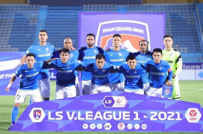 Skuad Than Quang Ninh di Liga Vietnam 2021.