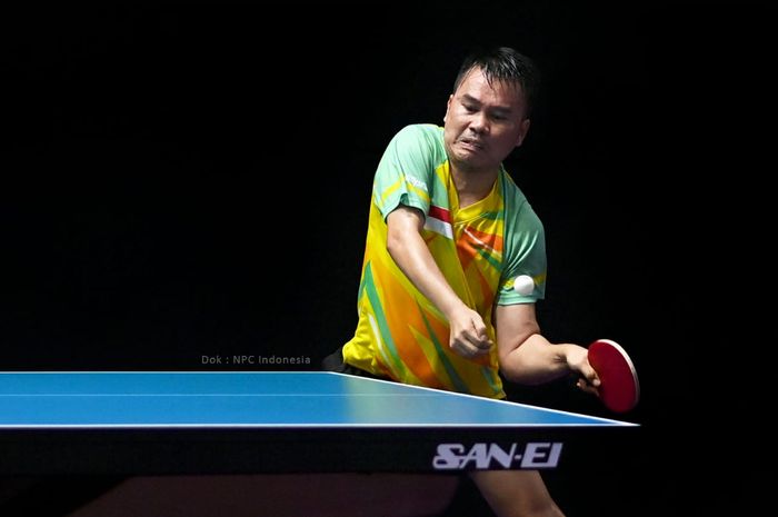 Atlet para tenis meja Indonesia, Komet Akbar.