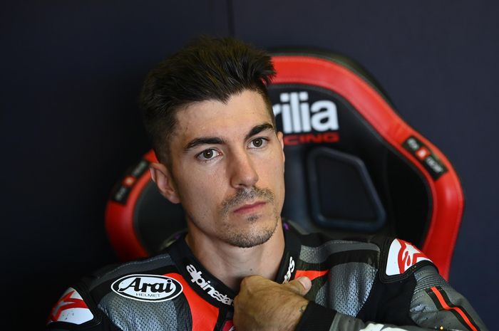 Pembalap MotoGP Spanyol, Maverick Vinales, dalam tes privat dengan Aprilia di Sirkuit Misano, Selasa (31/8/2021).