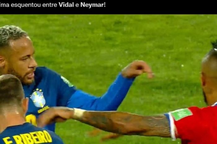 Dua mantan pemain Barcelona, Neymar Junior dan Arturo Vidal, terlibat adu mulut